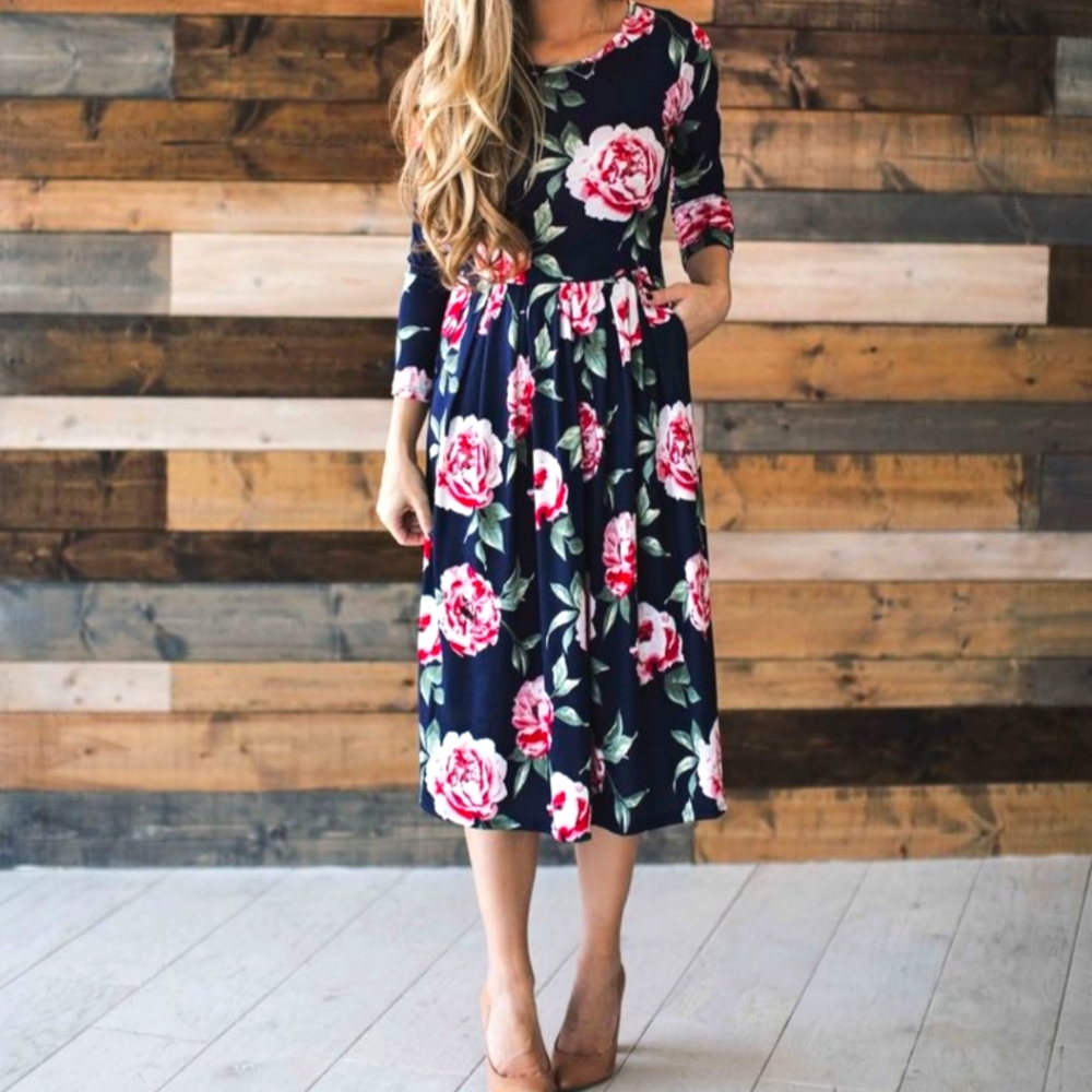 Reb & J Floral Jersey Midi Dress Small with Pocket